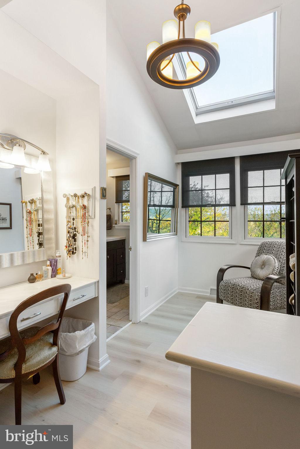 PENN OAKS - Residential