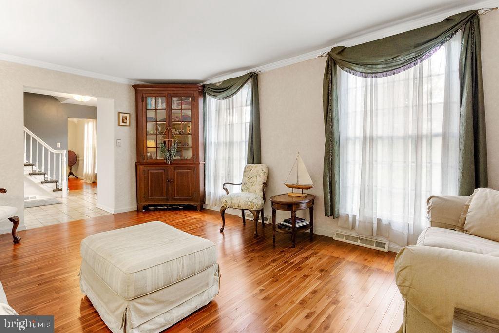 PENN OAKS - Residential