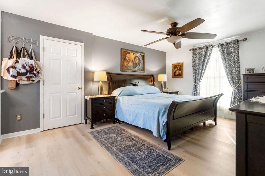 PENN OAKS - Residential