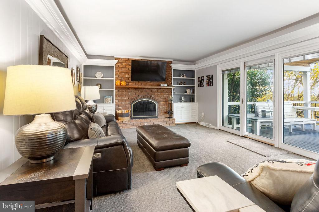 PENN OAKS - Residential