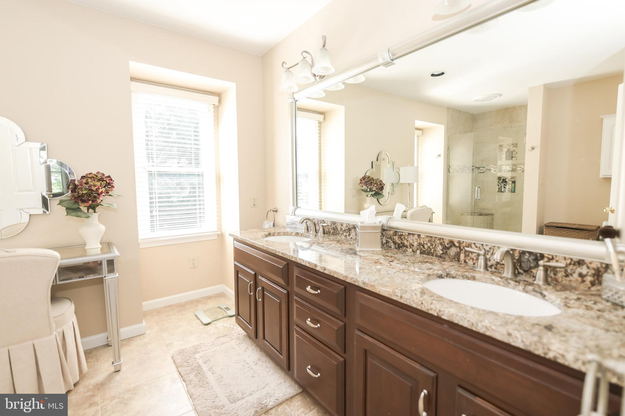 WALTONCROFT - Residential