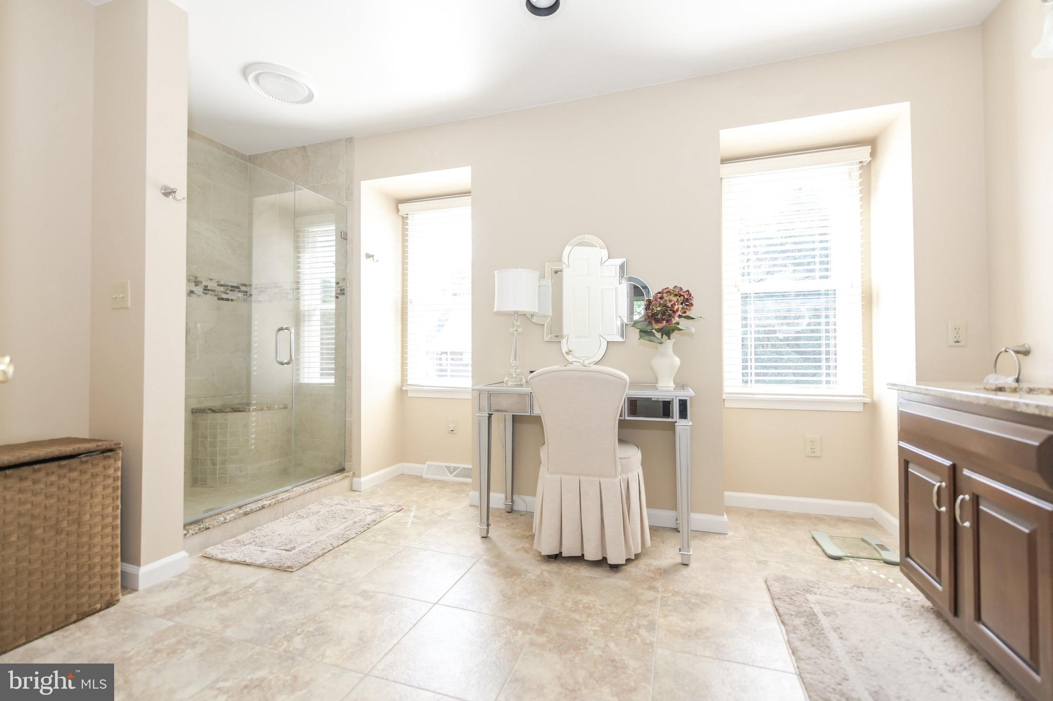 WALTONCROFT - Residential