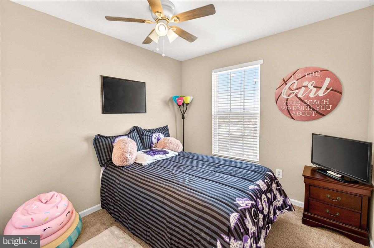 WESTVIEW CORPORATE CENTER - Residential