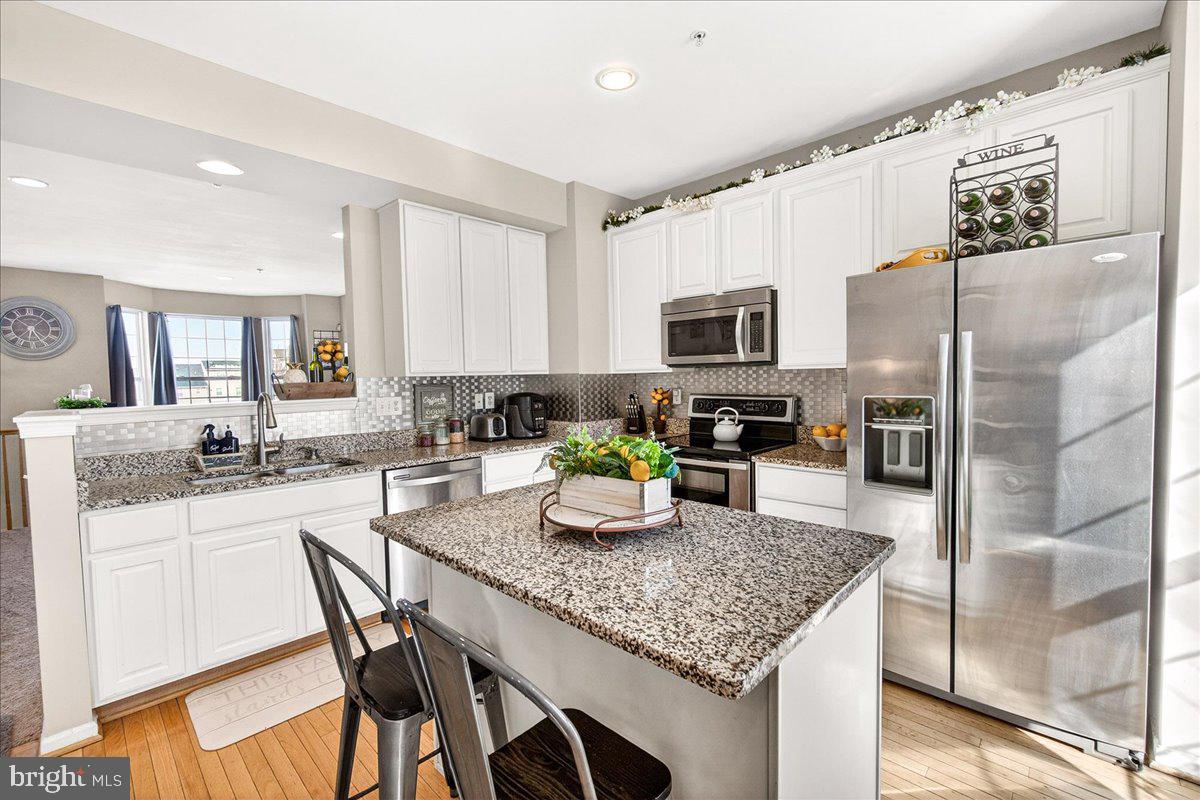 WESTVIEW CORPORATE CENTER - Residential