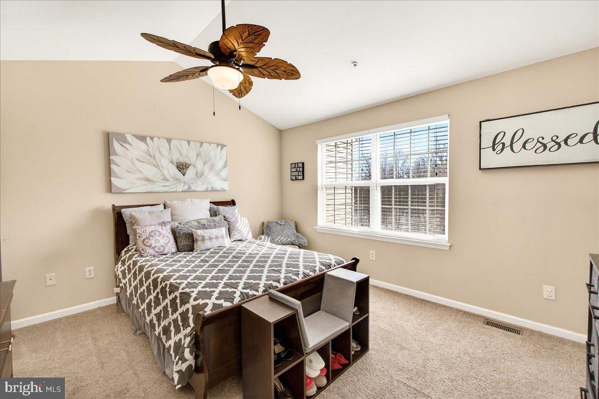 WESTVIEW CORPORATE CENTER - Residential