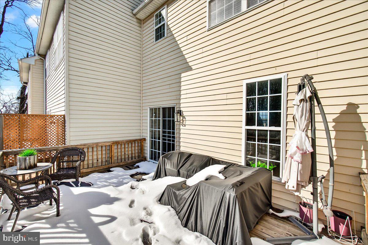 WESTVIEW CORPORATE CENTER - Residential