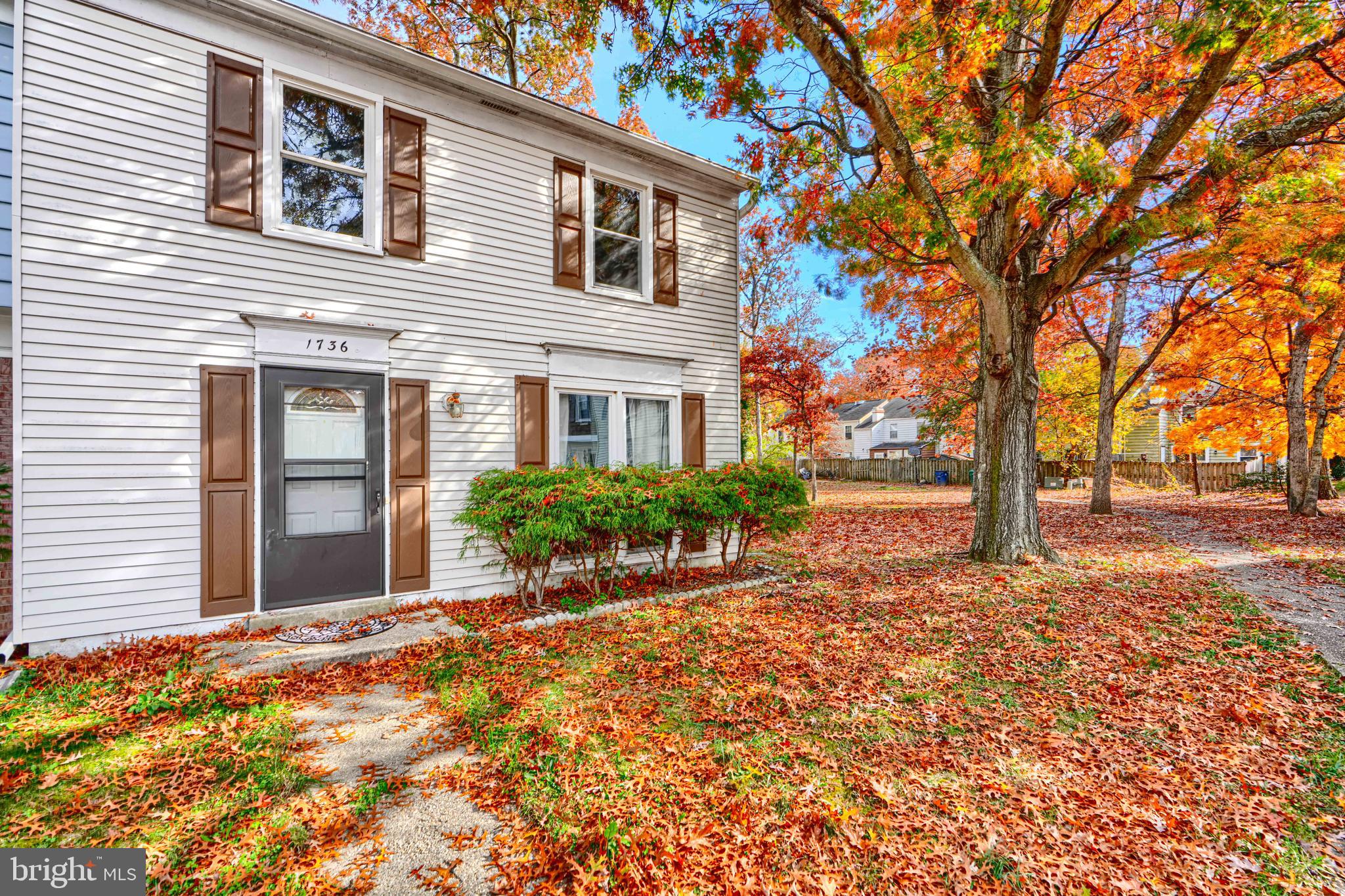 1736 BRIGHTWELL COURT