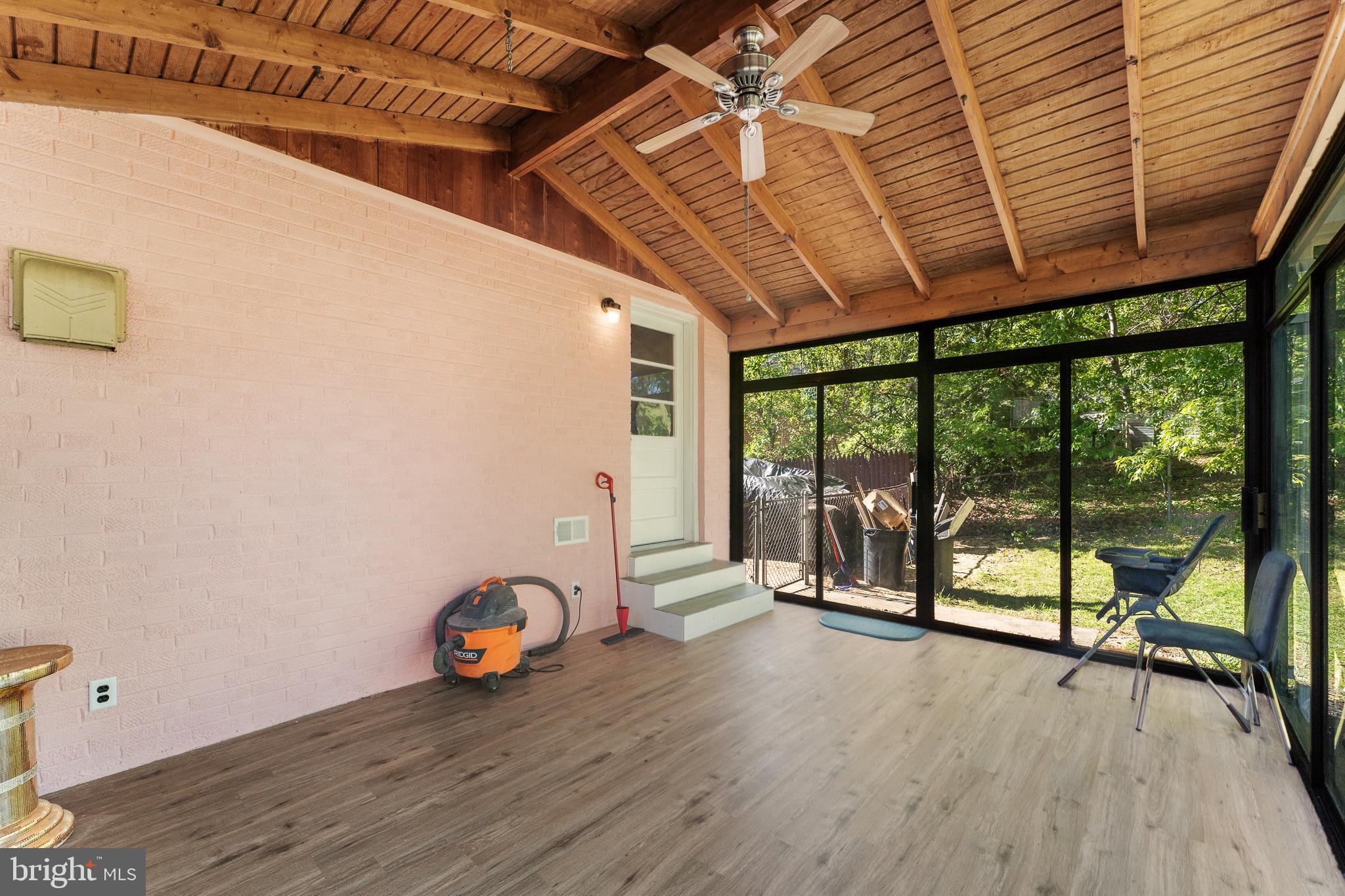 ANDREWS HILLS - Residential