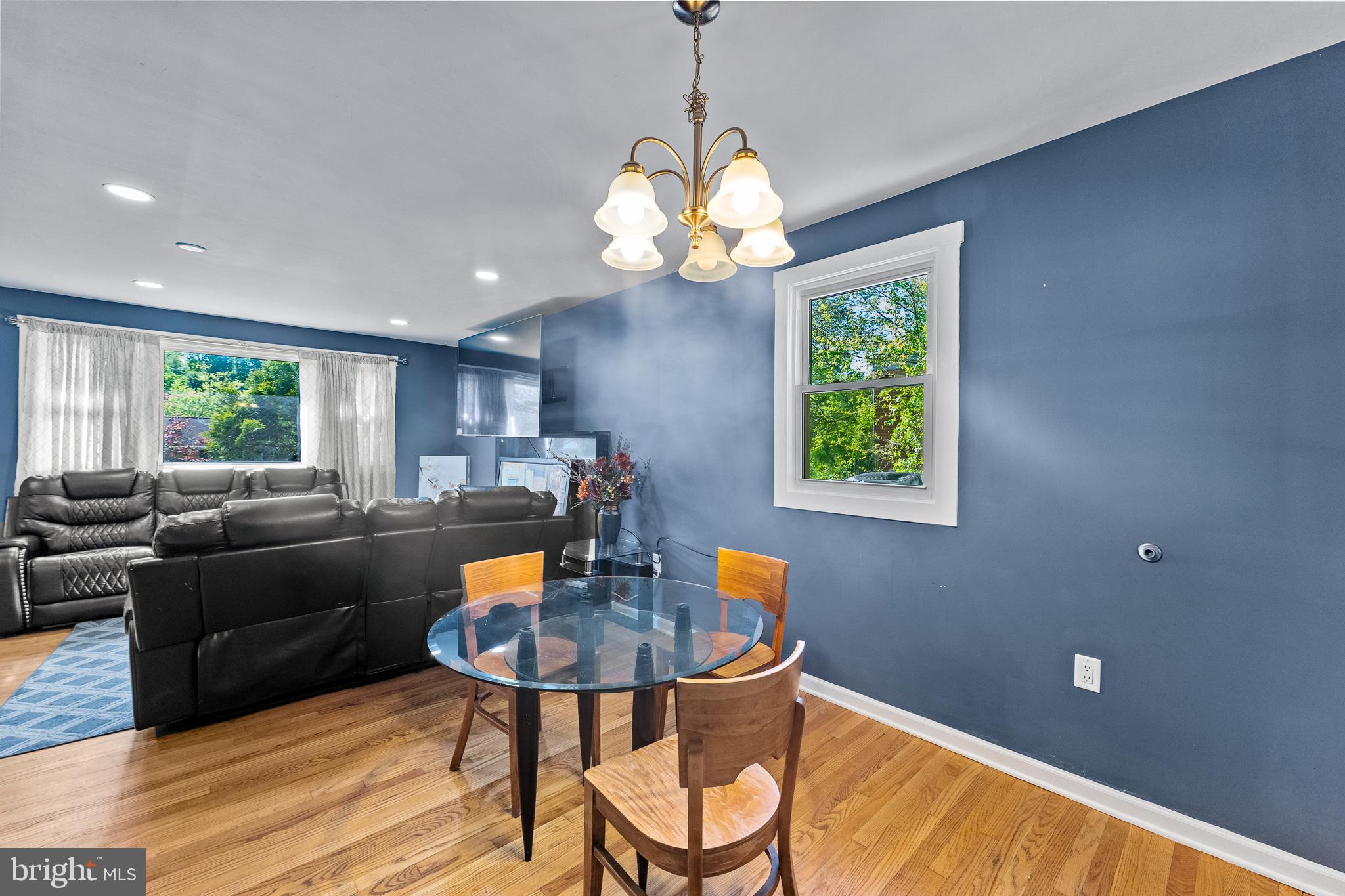 ANDREWS HILLS - Residential