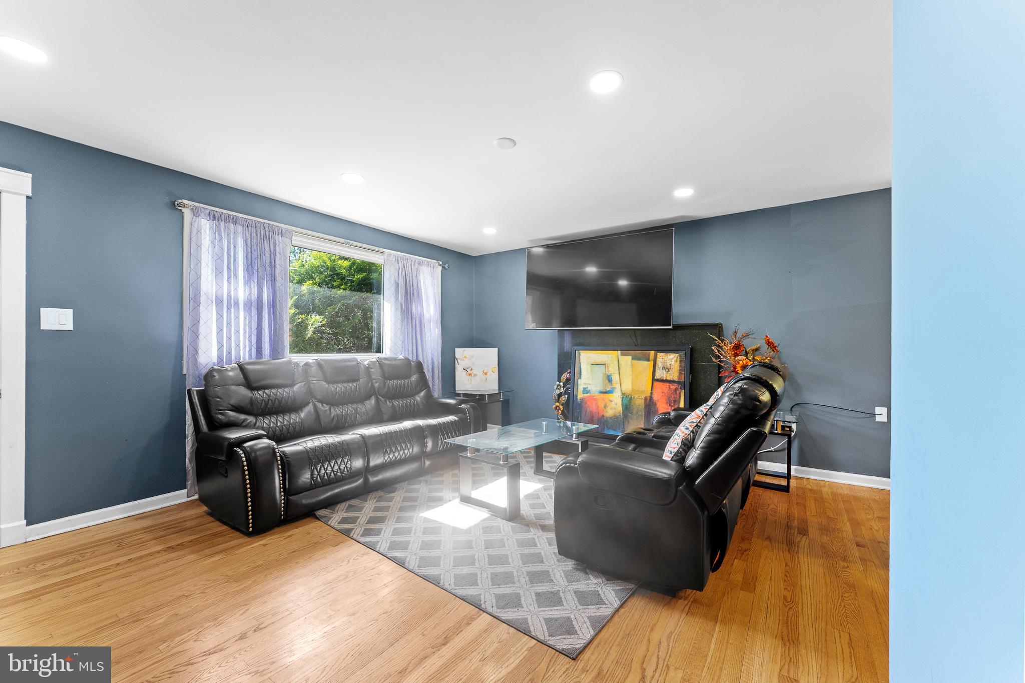 ANDREWS HILLS - Residential