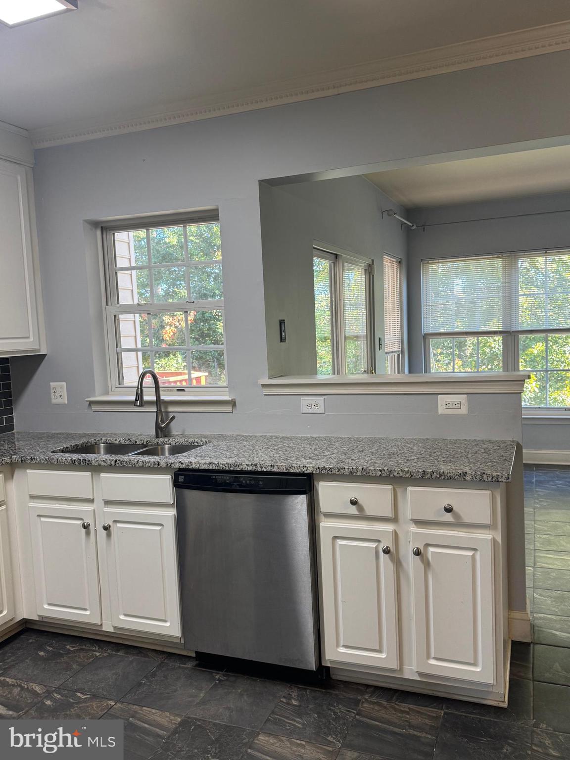 RIDGELEIGH - Residential Lease