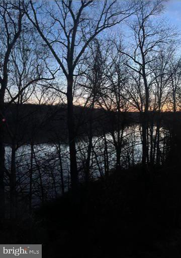 RIDGELEIGH - Residential Lease