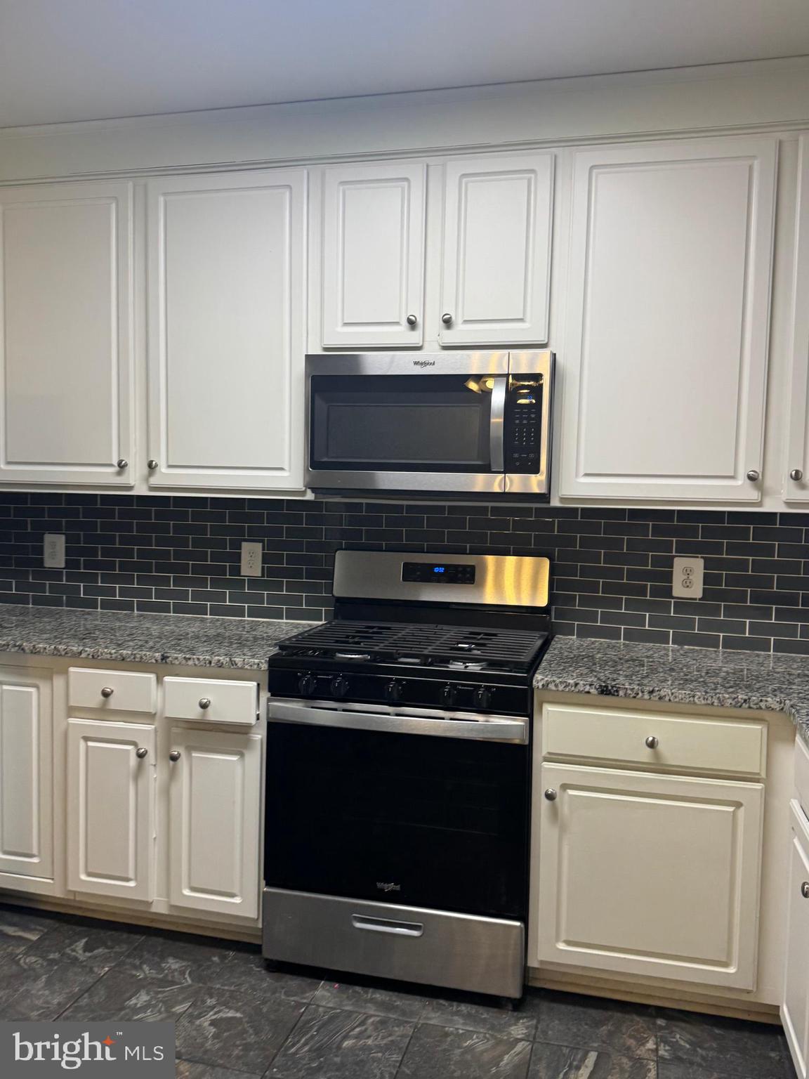 RIDGELEIGH - Residential Lease