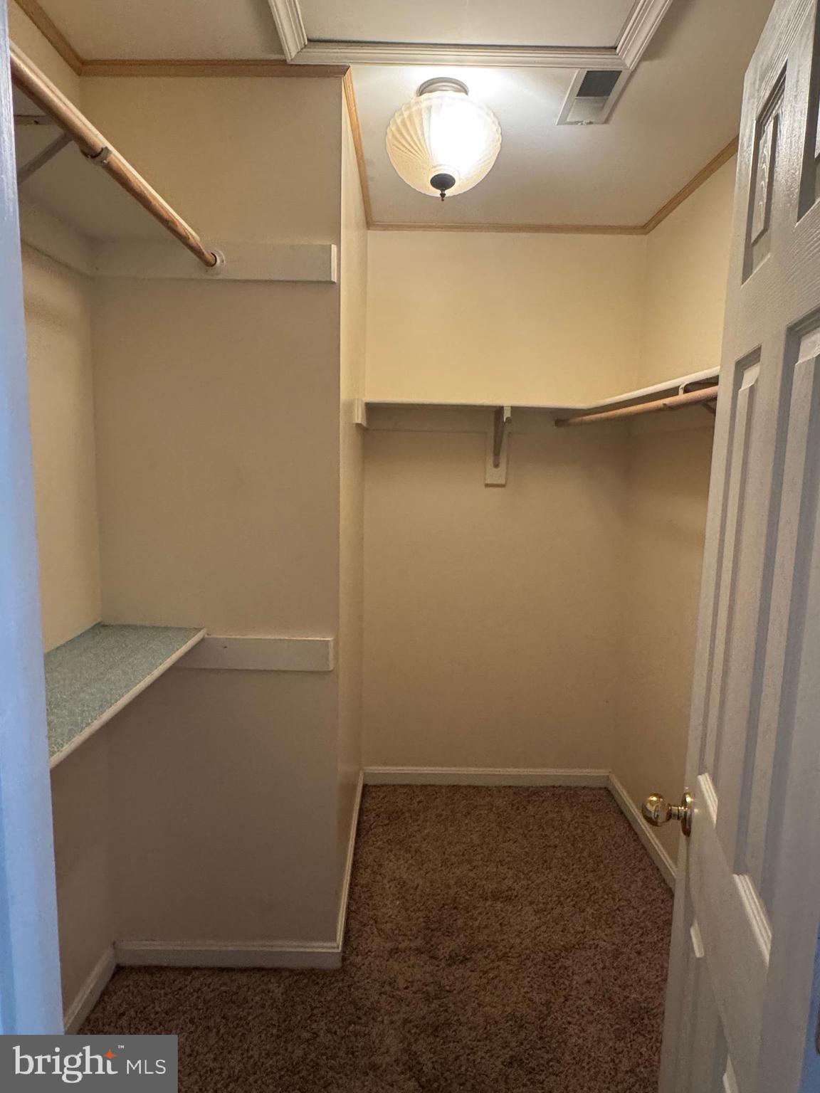 RIDGELEIGH - Residential Lease