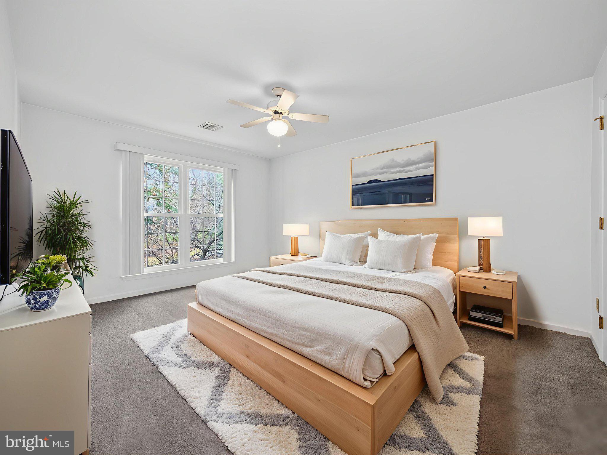 COUNTRY PLACE - Residential