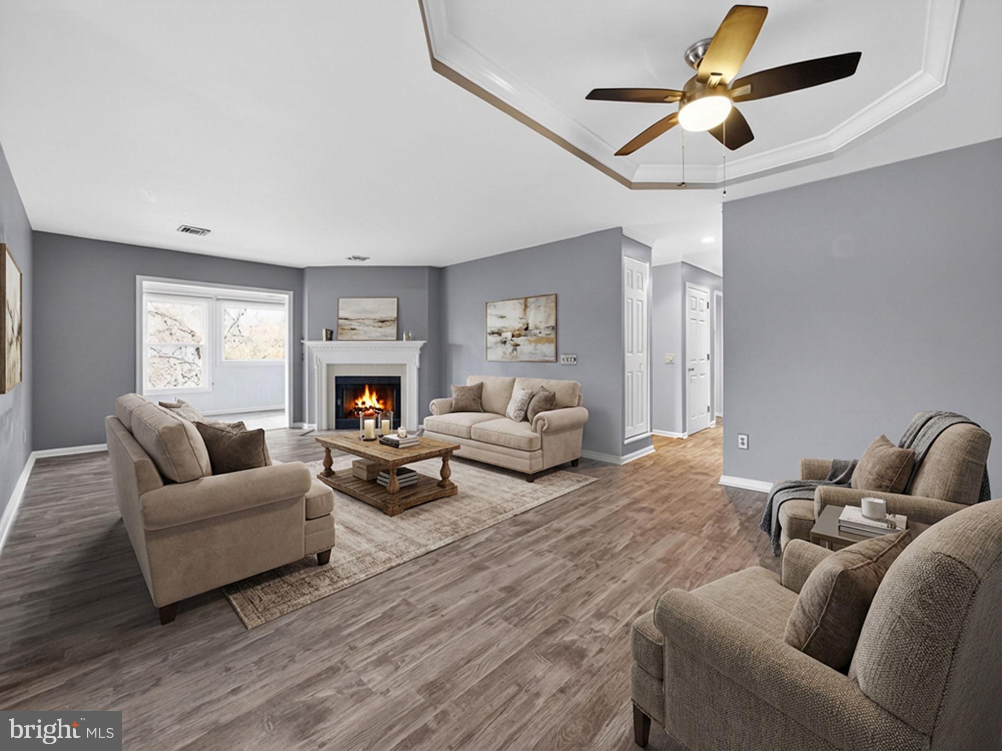 COUNTRY PLACE - Residential