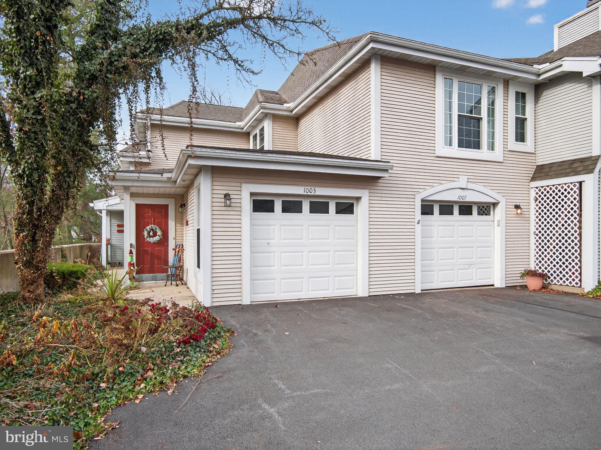 1007 COUNTRY PLACE DRIVE