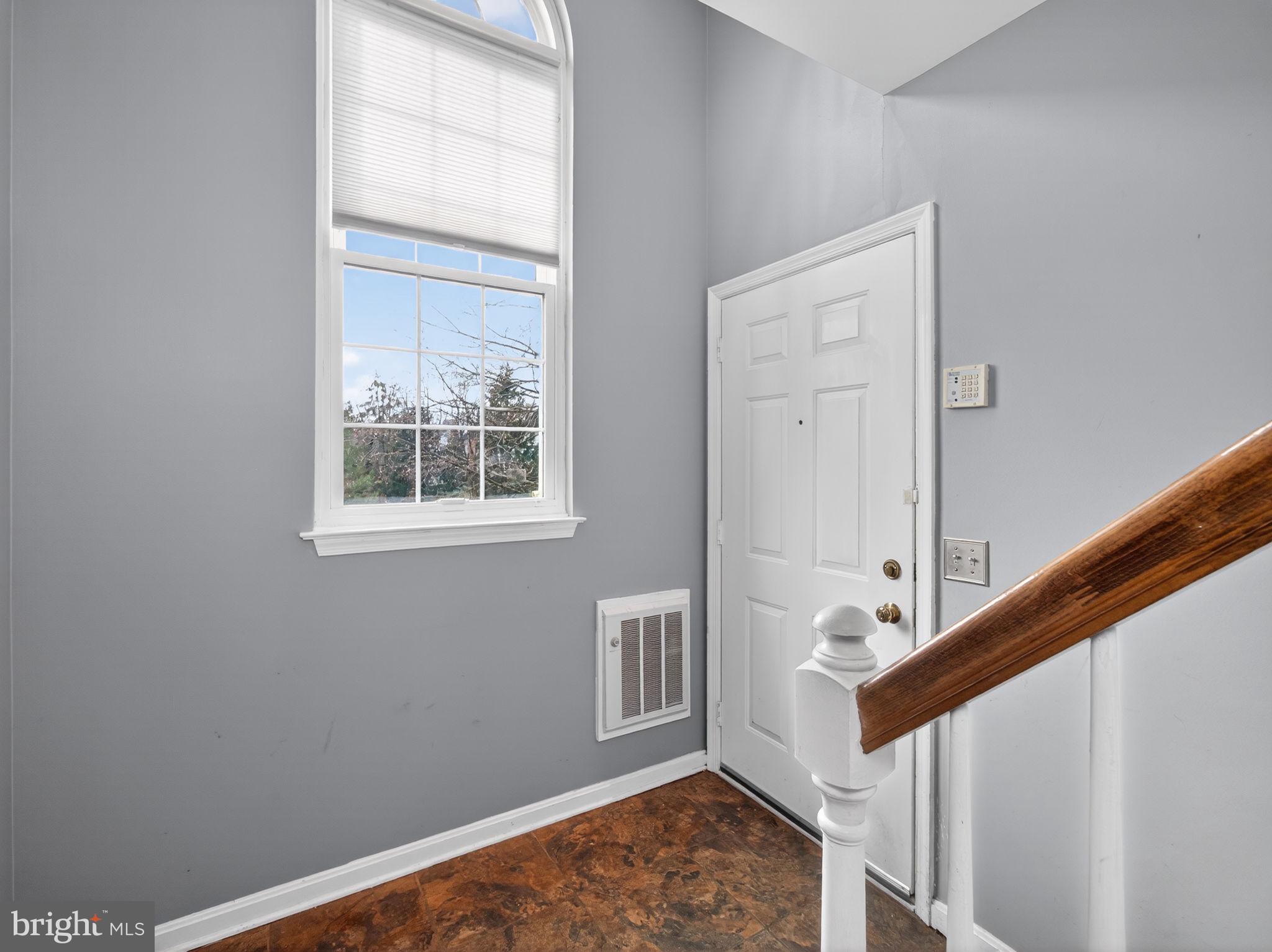 1007 COUNTRY PLACE DRIVE