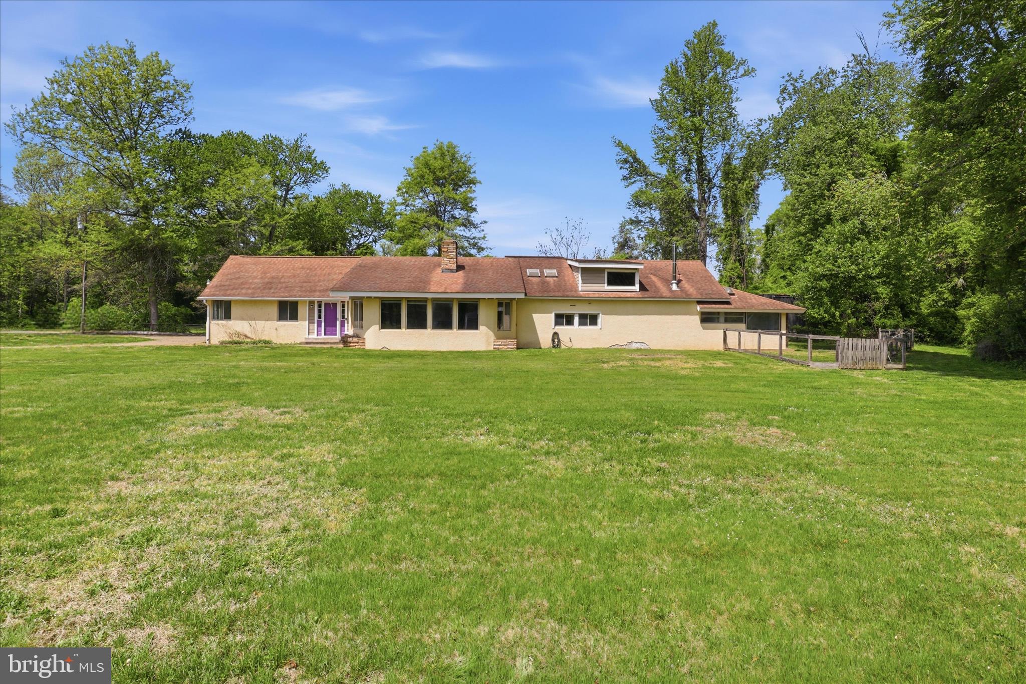 7019 SHERIDONNA LANE