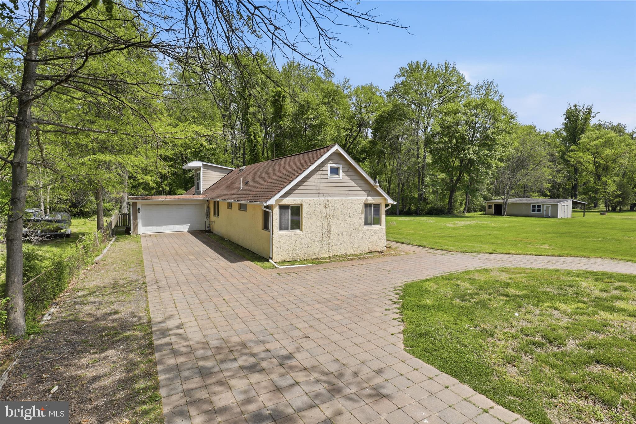 7019 SHERIDONNA LANE