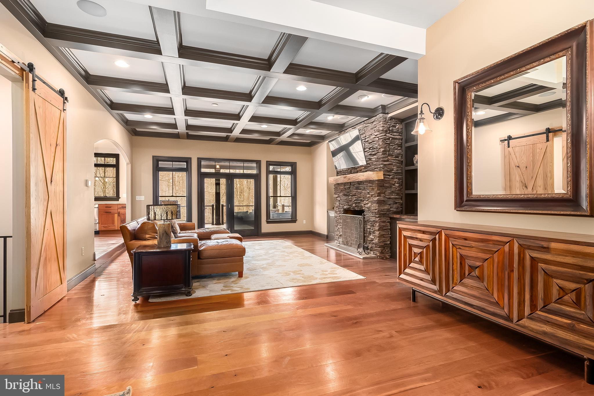 MT GRETNA - Residential