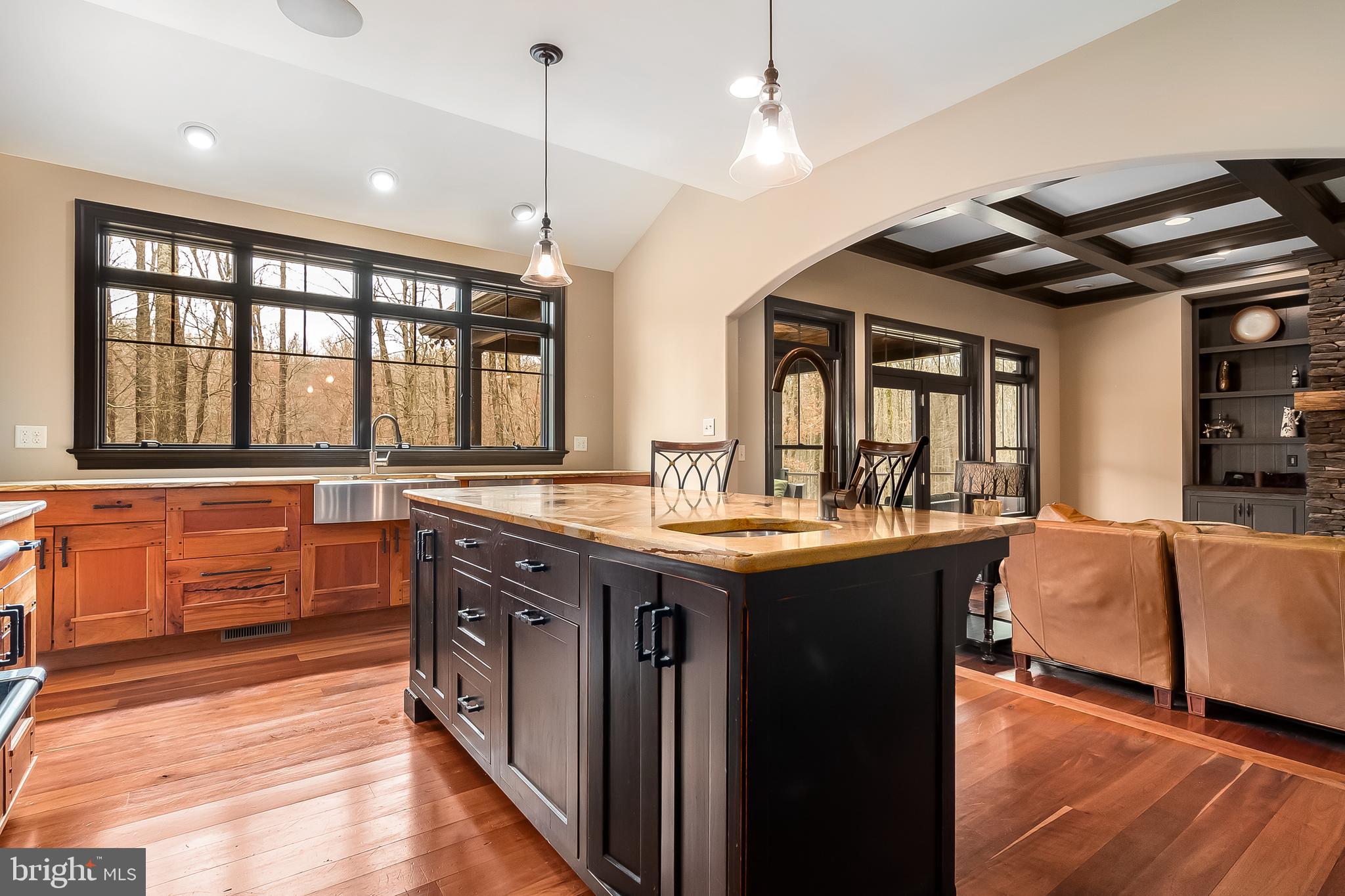 MT GRETNA - Residential