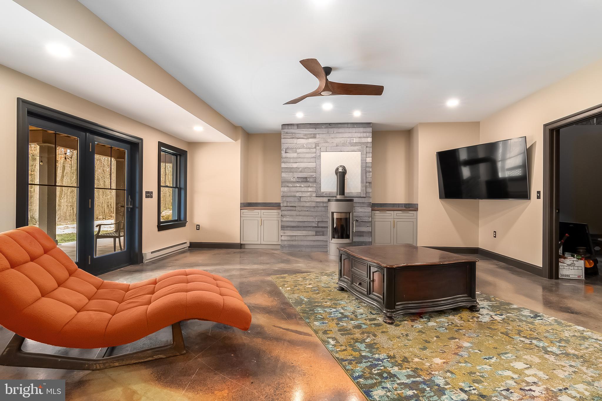 MT GRETNA - Residential