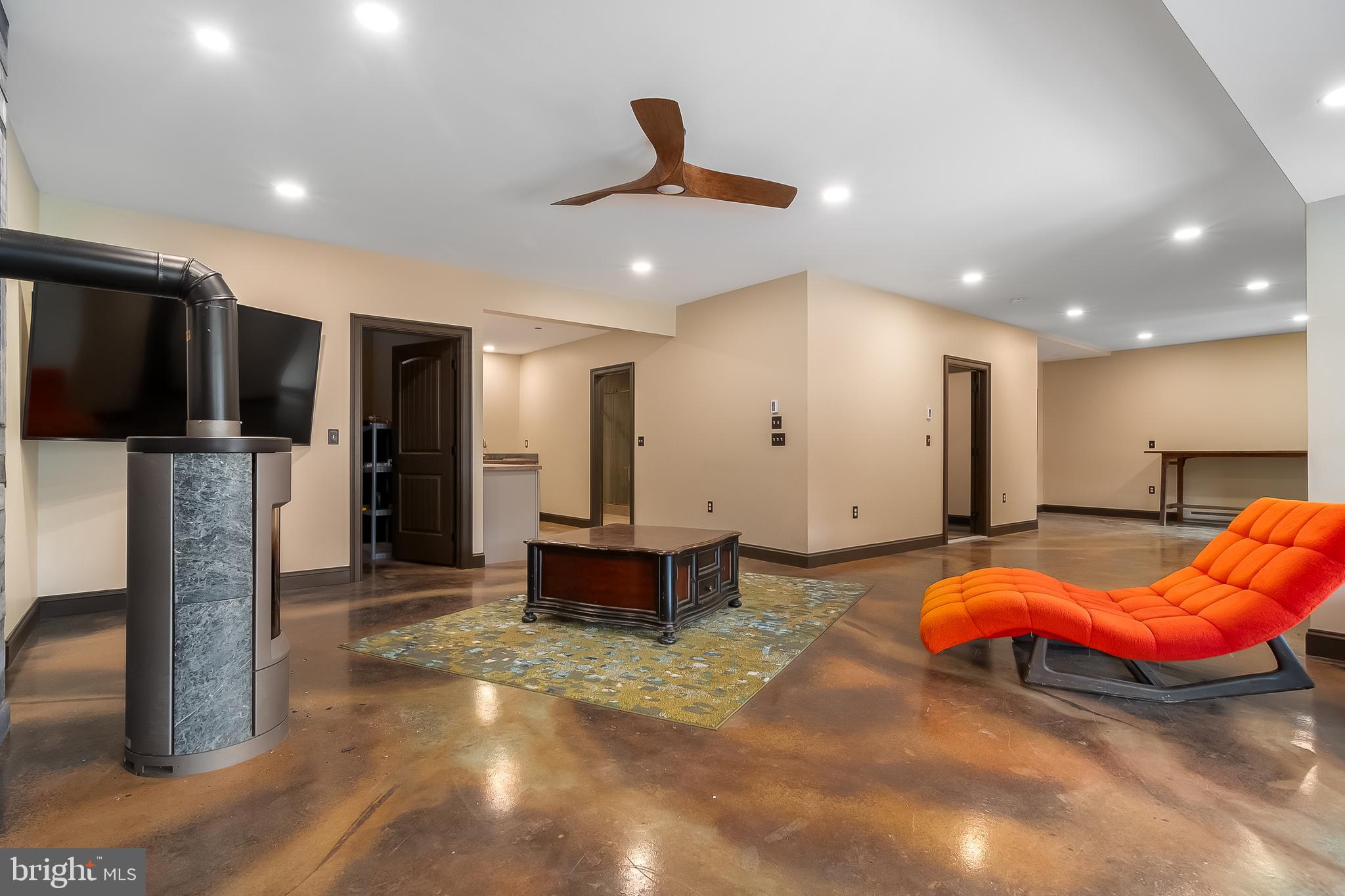 MT GRETNA - Residential