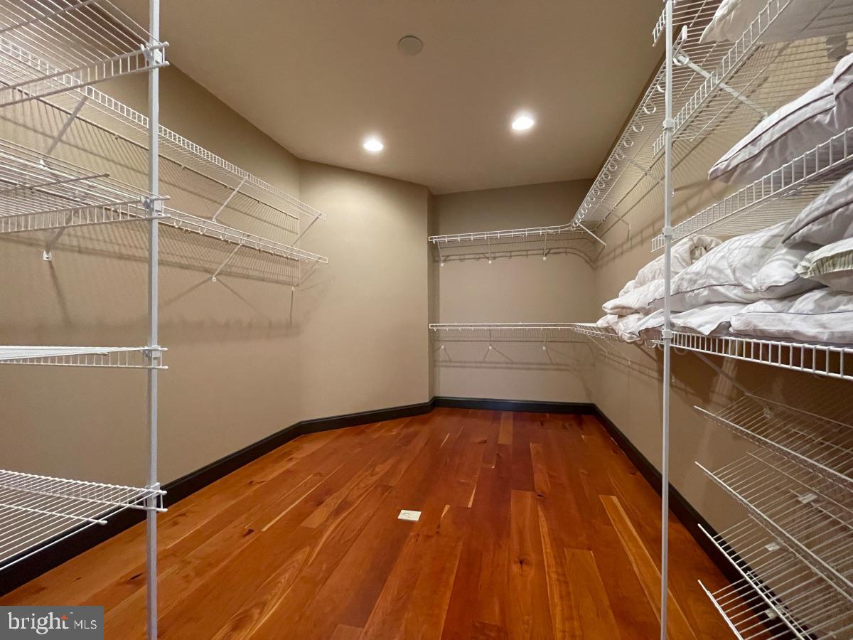 MT GRETNA - Residential