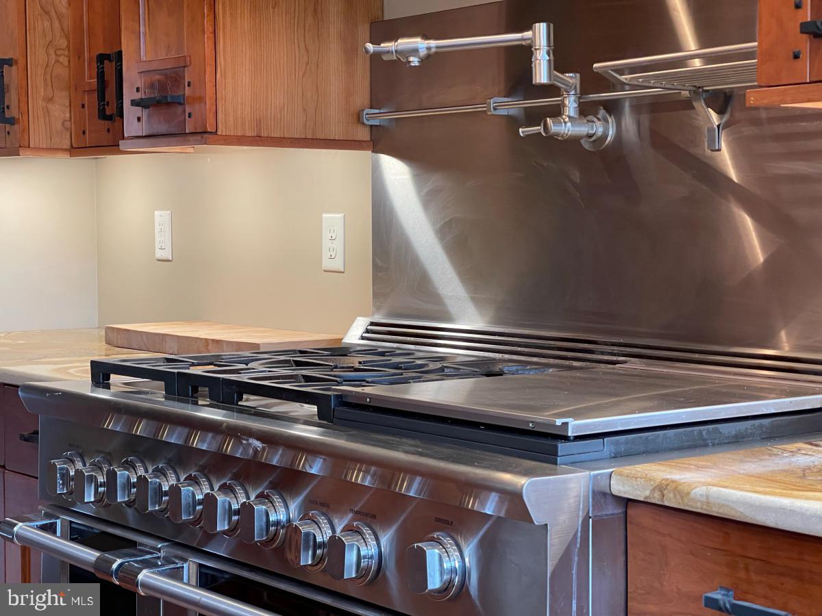 MT GRETNA - Residential