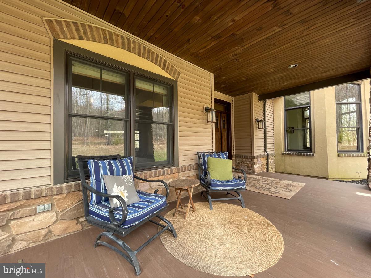 MT GRETNA - Residential