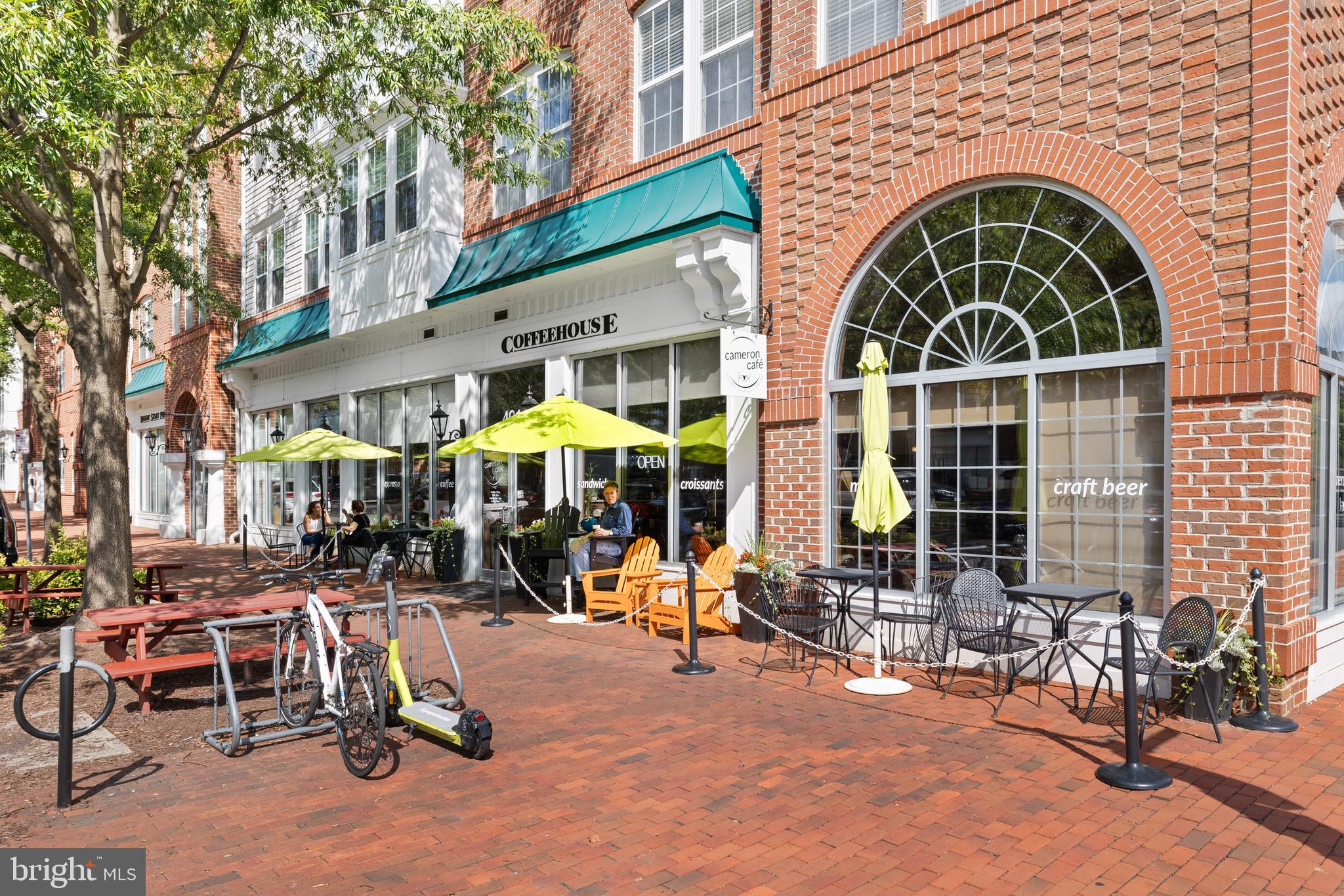 CAMERON STATION - Residential