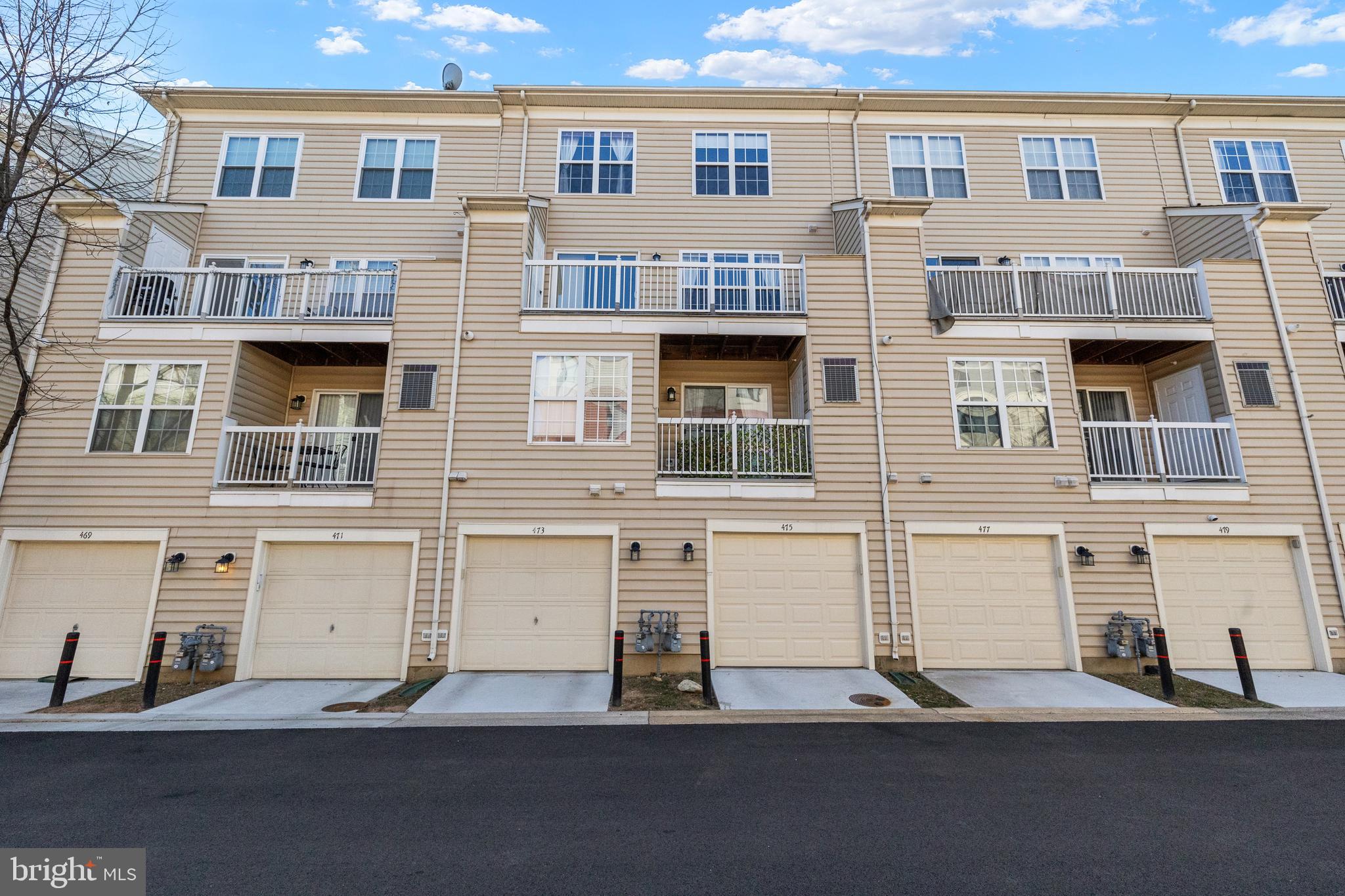 CAMERON STATION - Residential