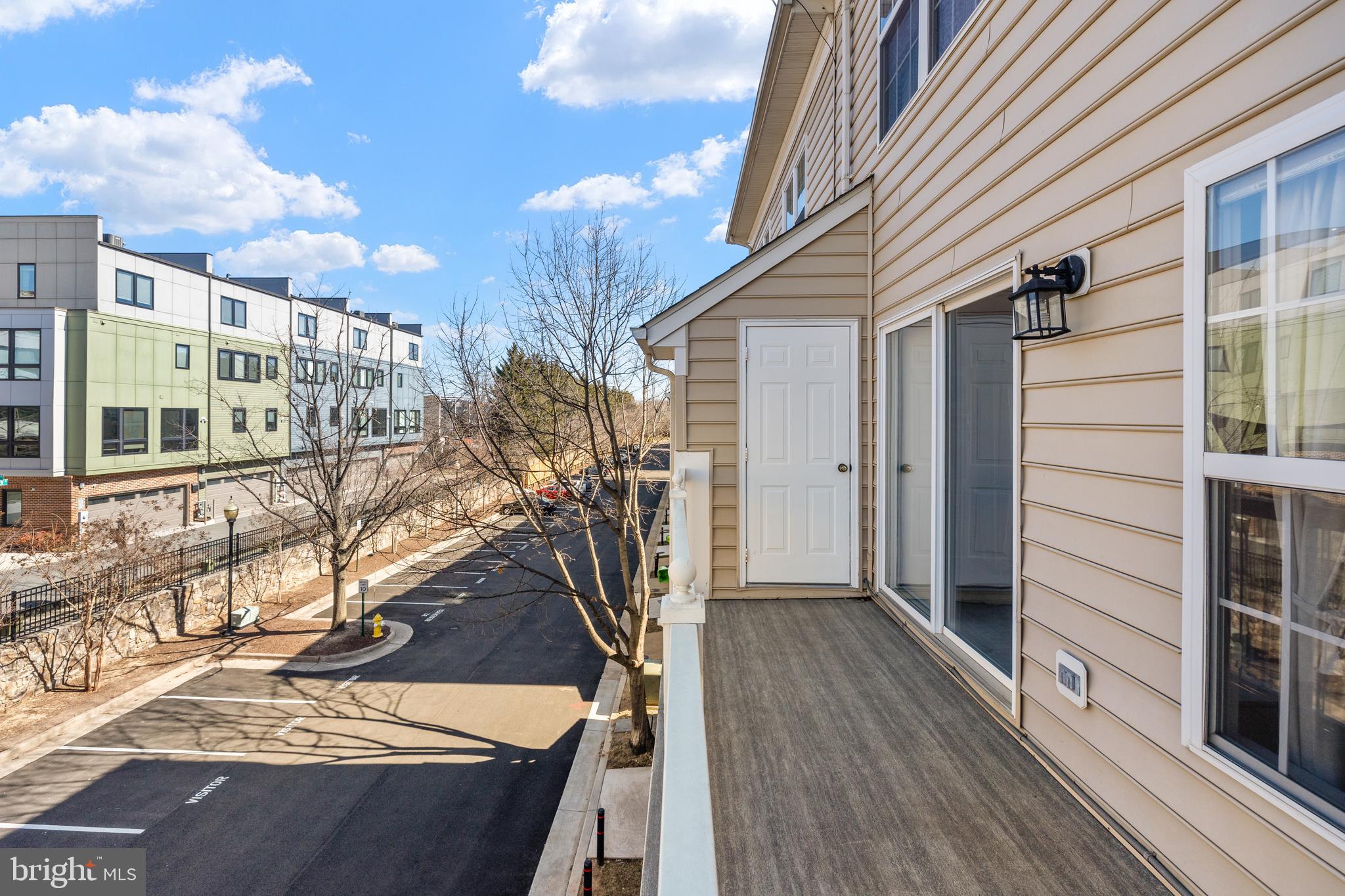 CAMERON STATION - Residential