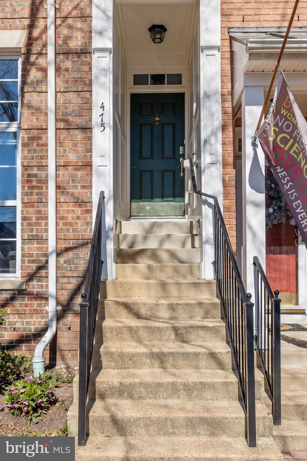 CAMERON STATION - Residential