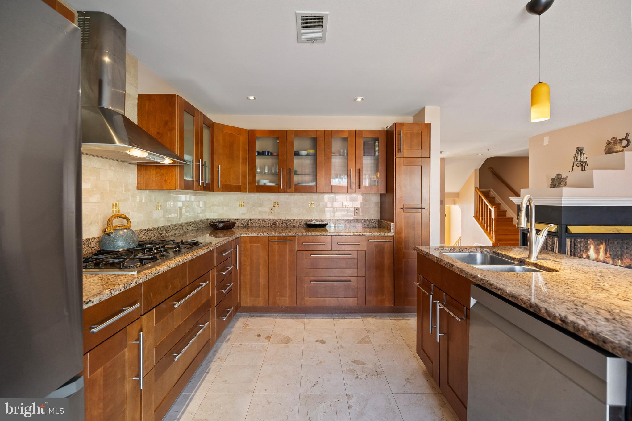 CAMERON STATION - Residential