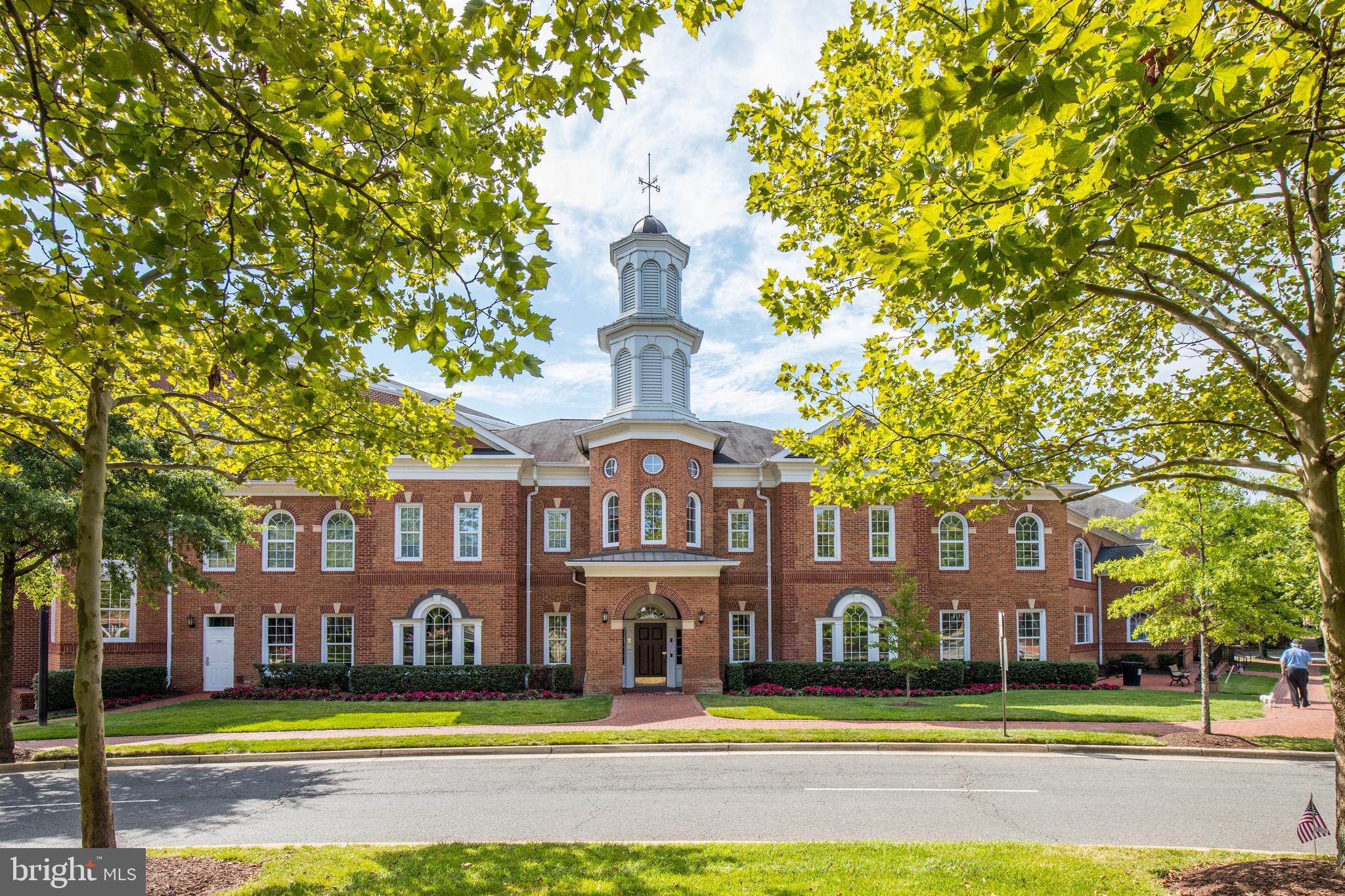 CAMERON STATION - Residential