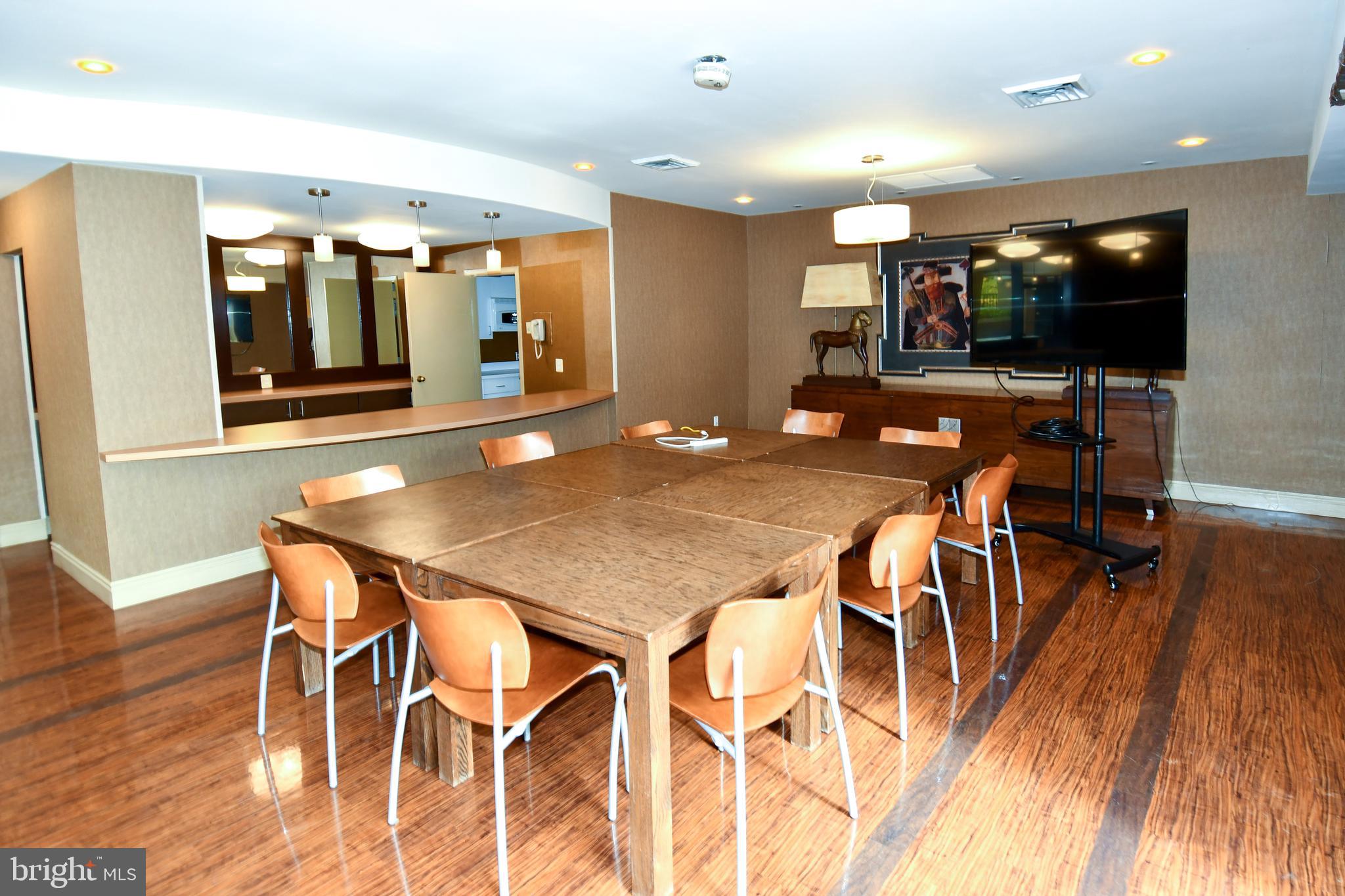 FRIENDSHIP HEIGHTS - Residential