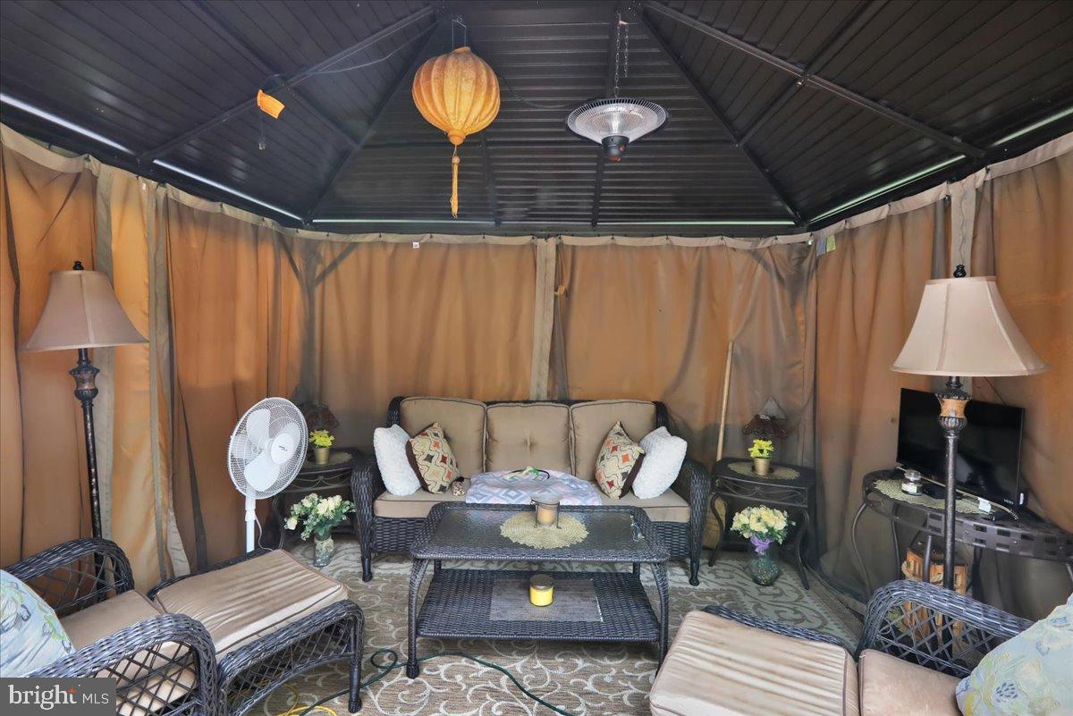 MANSION VIEW ESTAT - Residential