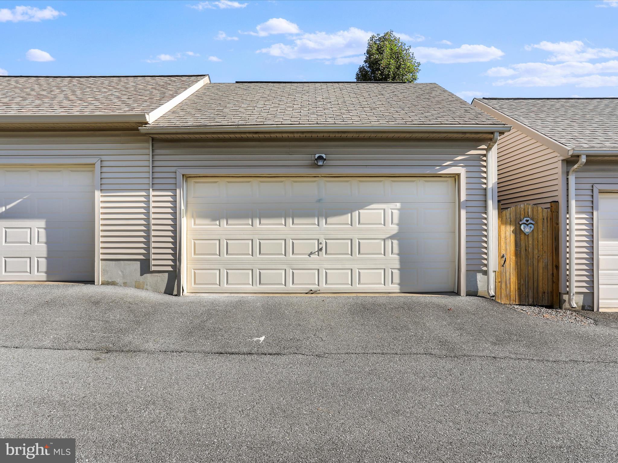 WORMANS MILL - Residential