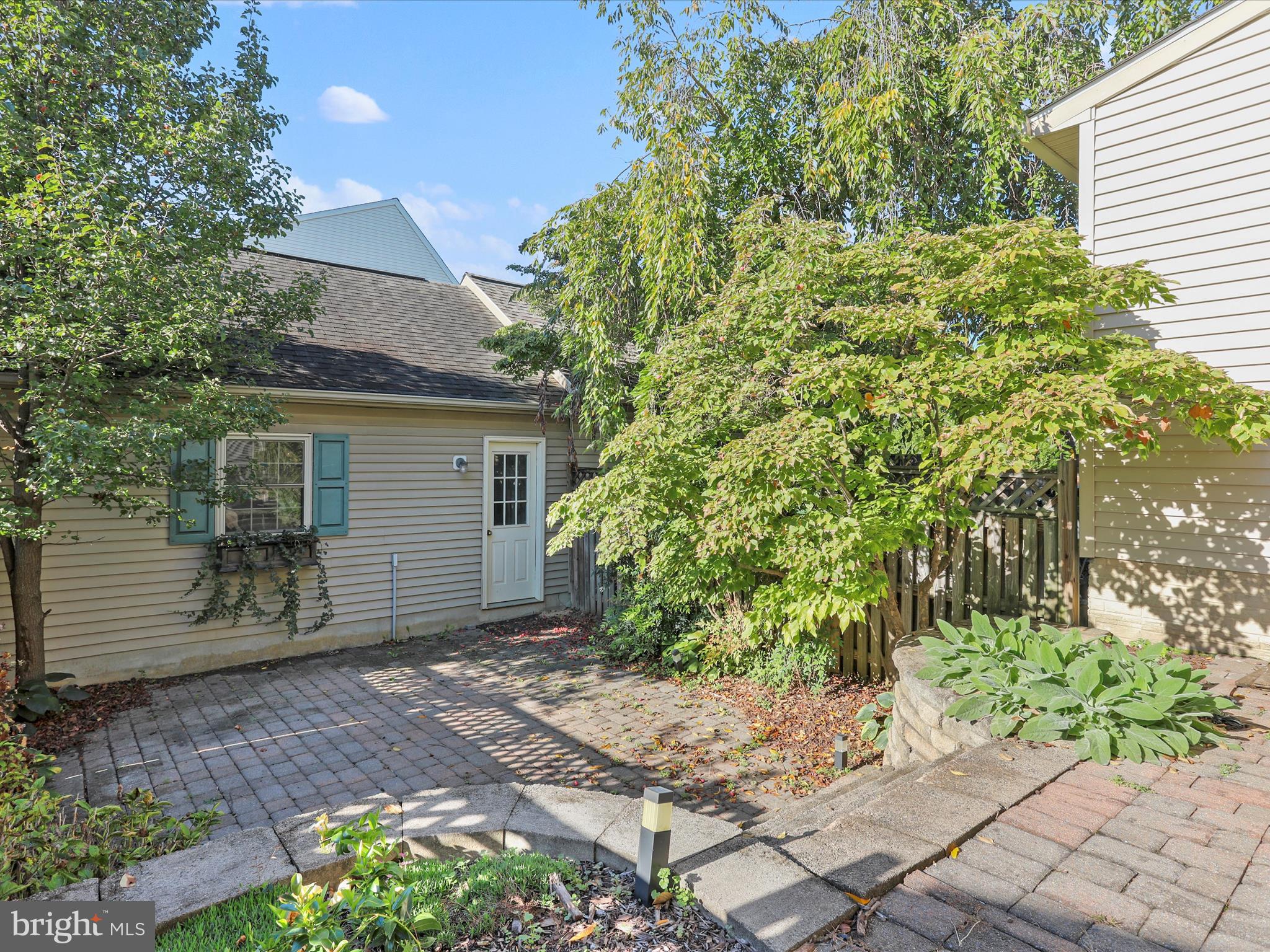 WORMANS MILL - Residential