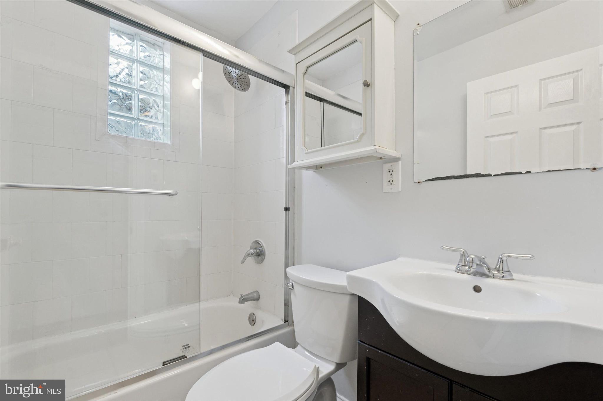 TEMPLE UNIVERSITY - Residential Income