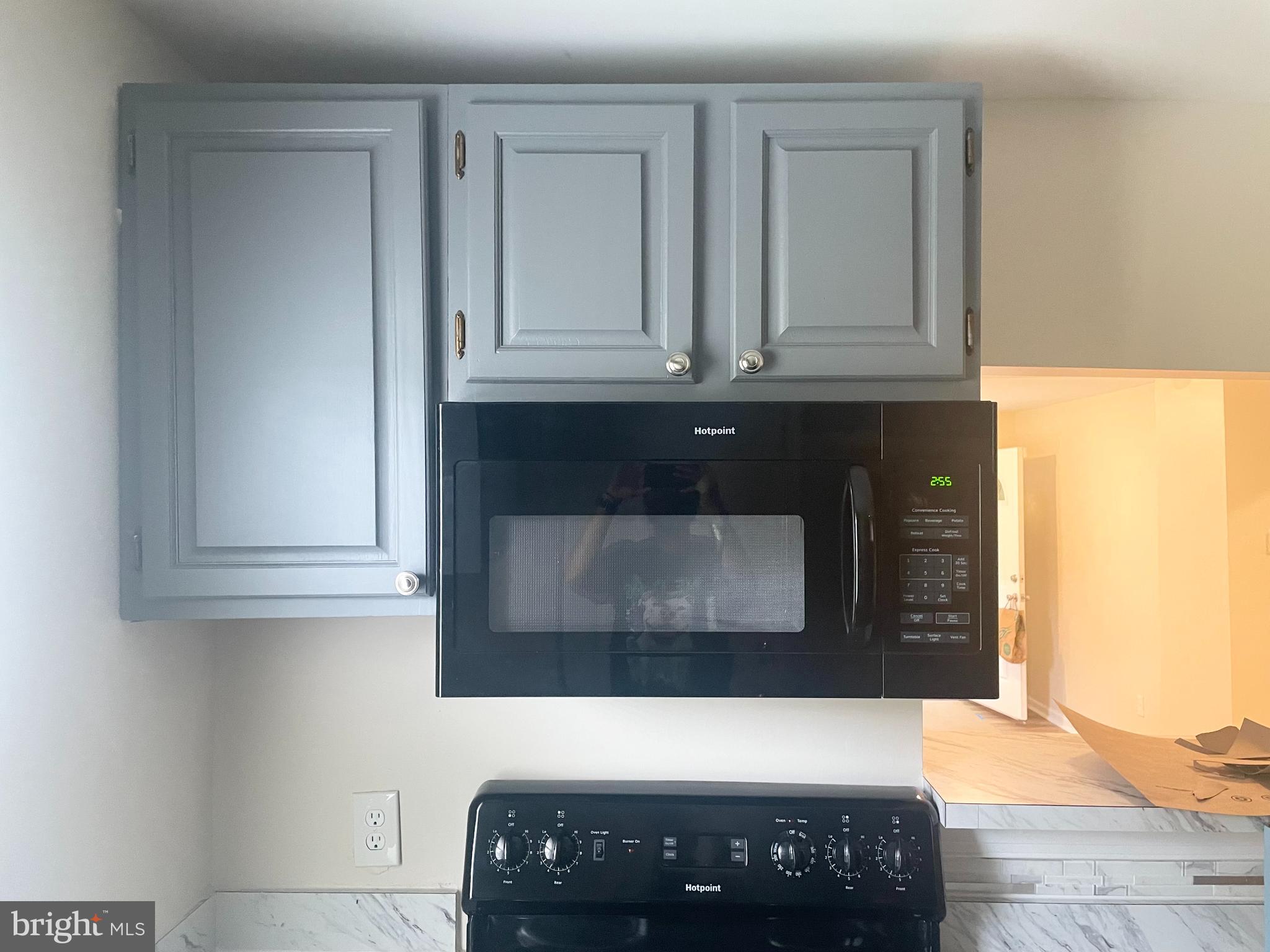 BRADBURY - Residential Lease