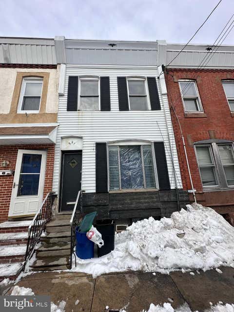 Townhouse For Sale - 321 Cantrell Street<br/> PHILADELPHIA, PA 19148