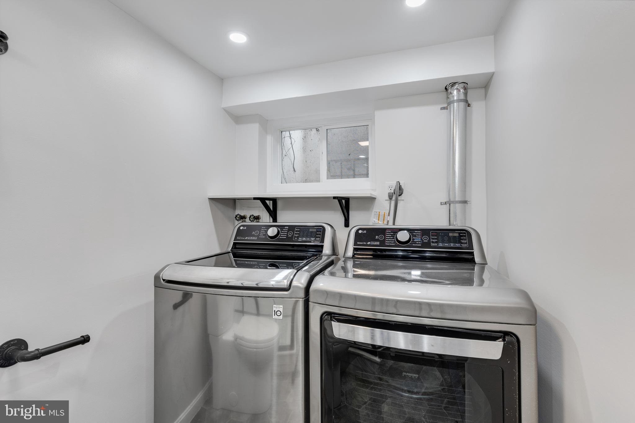 FAIRLINGTON MEWS - Residential