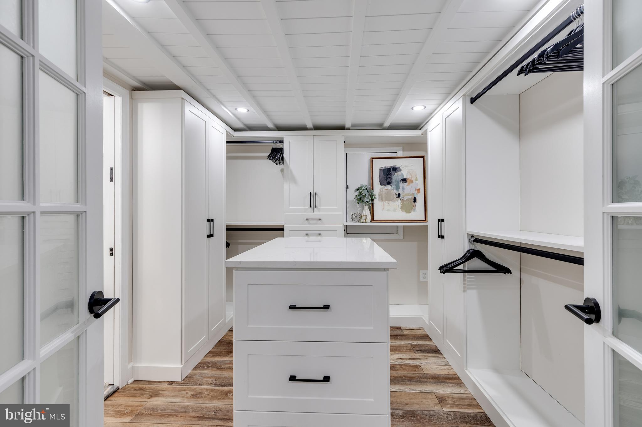 FAIRLINGTON MEWS - Residential