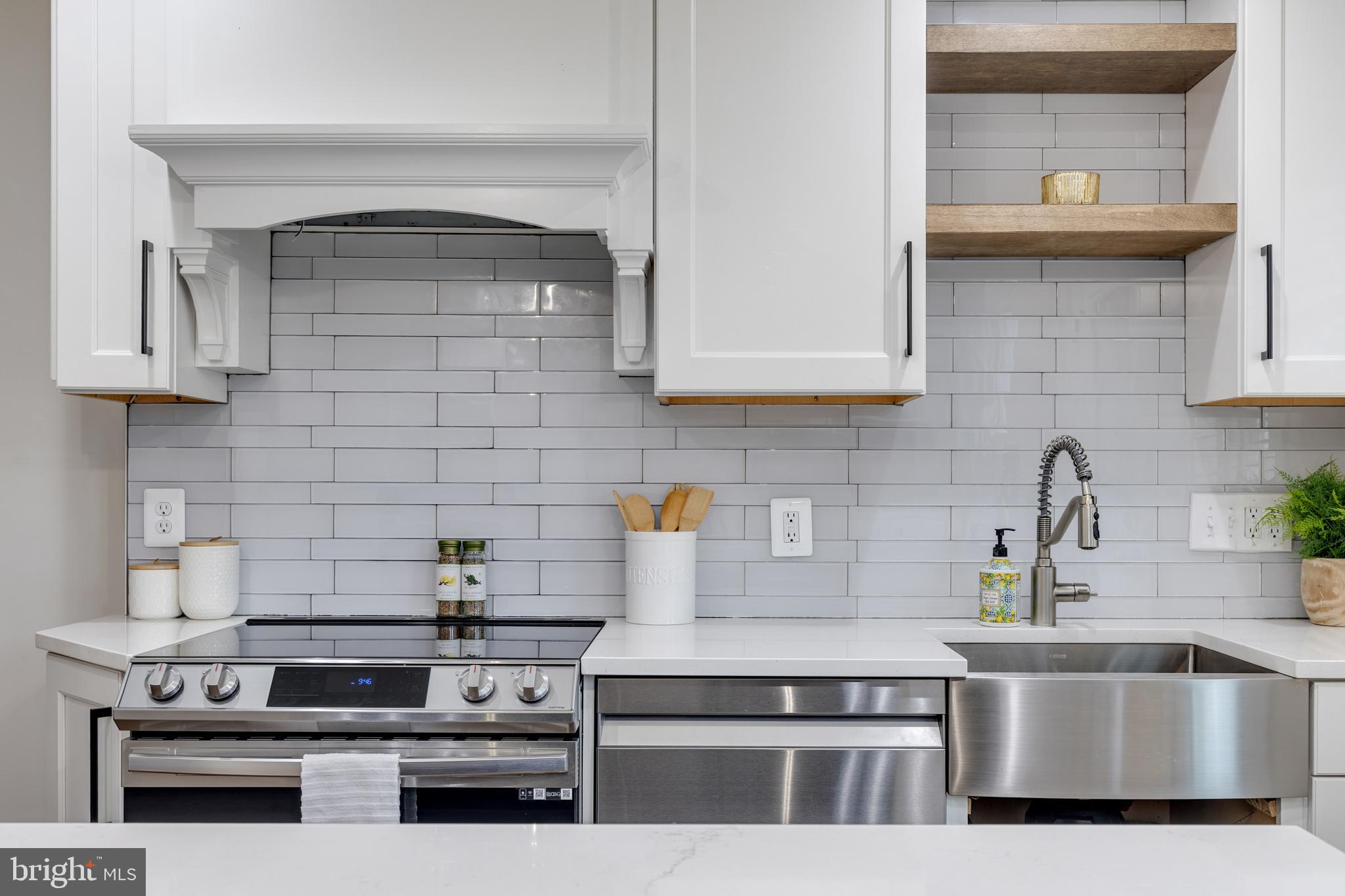 FAIRLINGTON MEWS - Residential