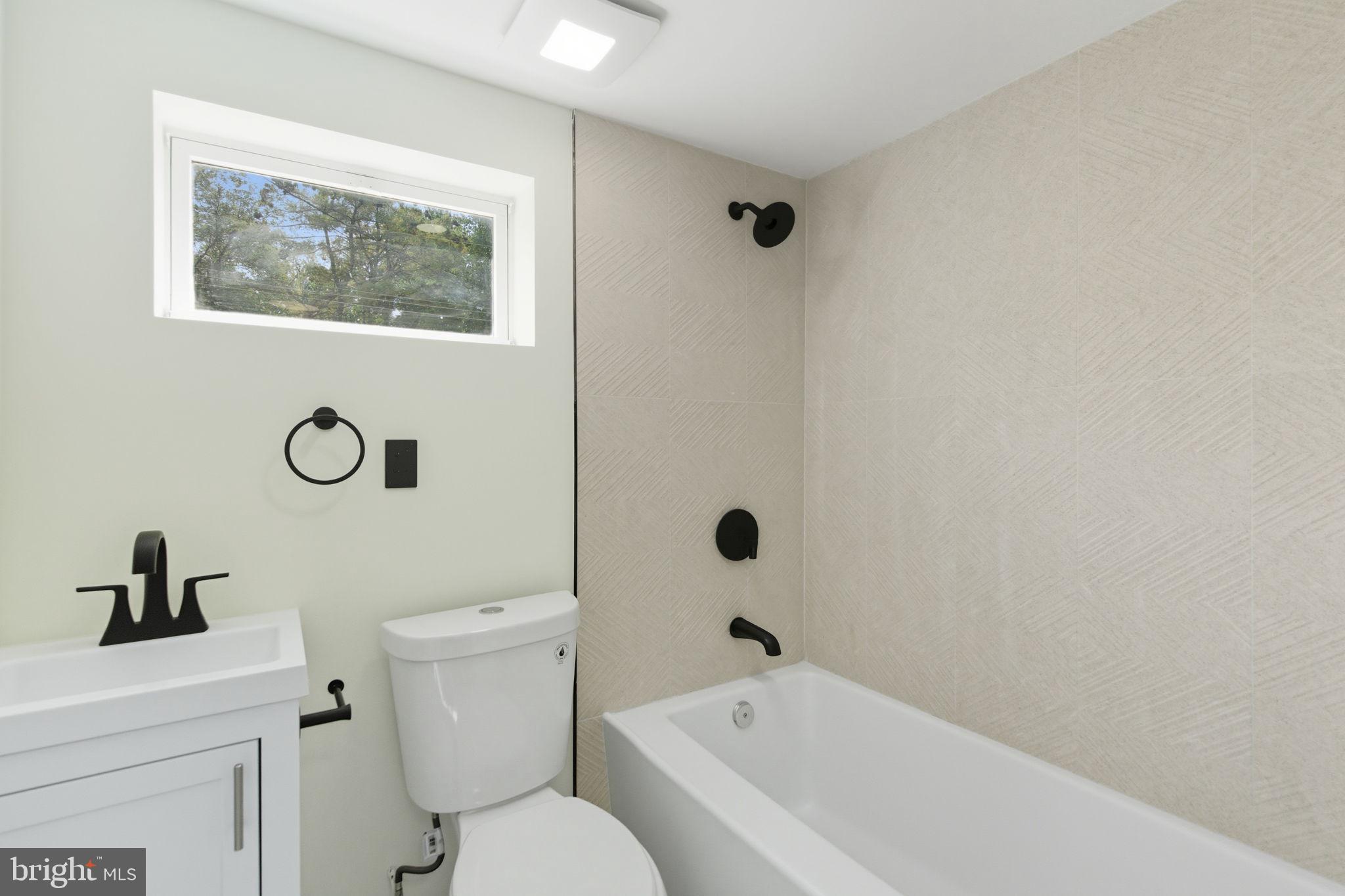 PINE BROOK FARMS - Residential