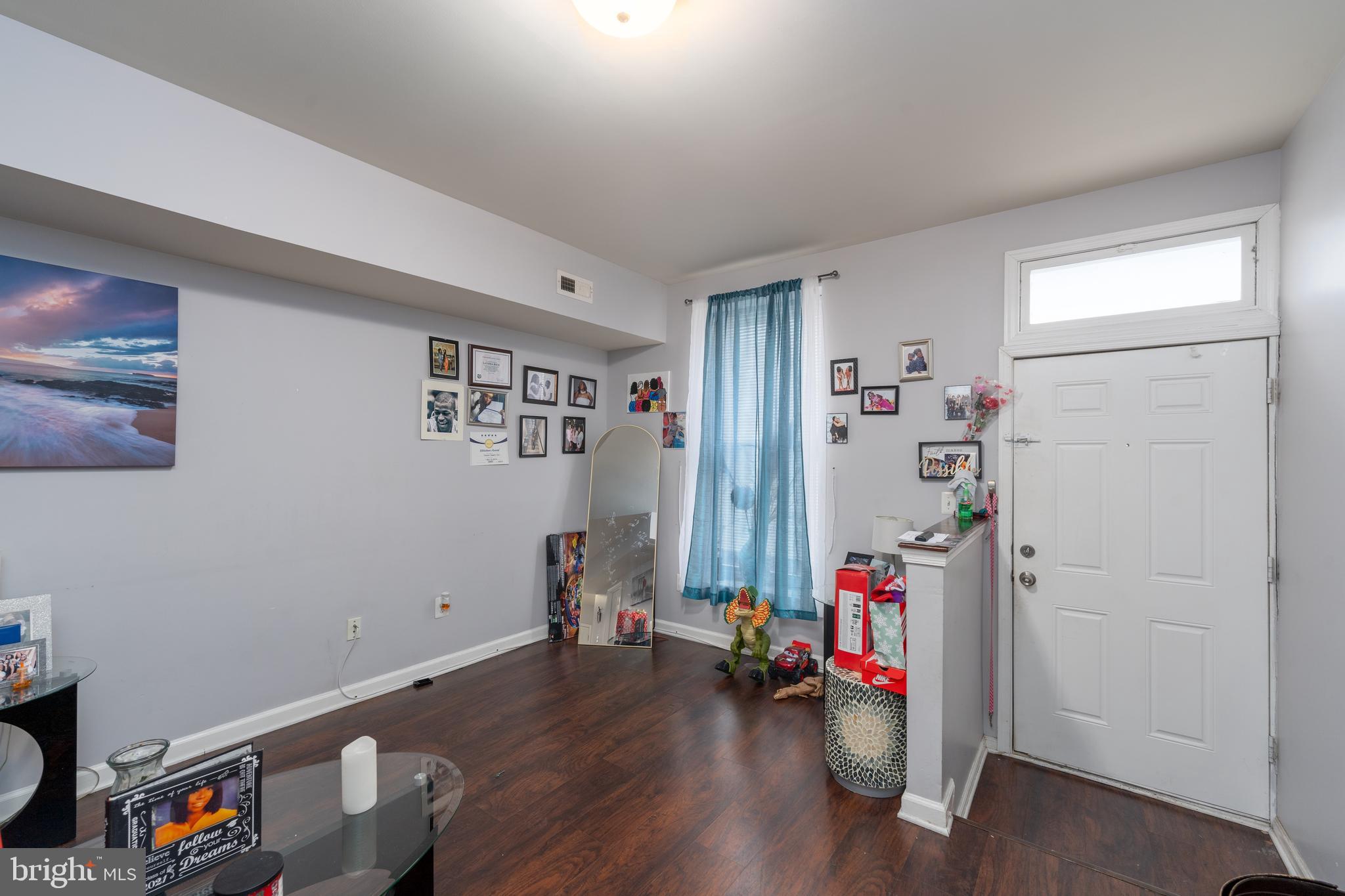 PENN NORTH - Residential