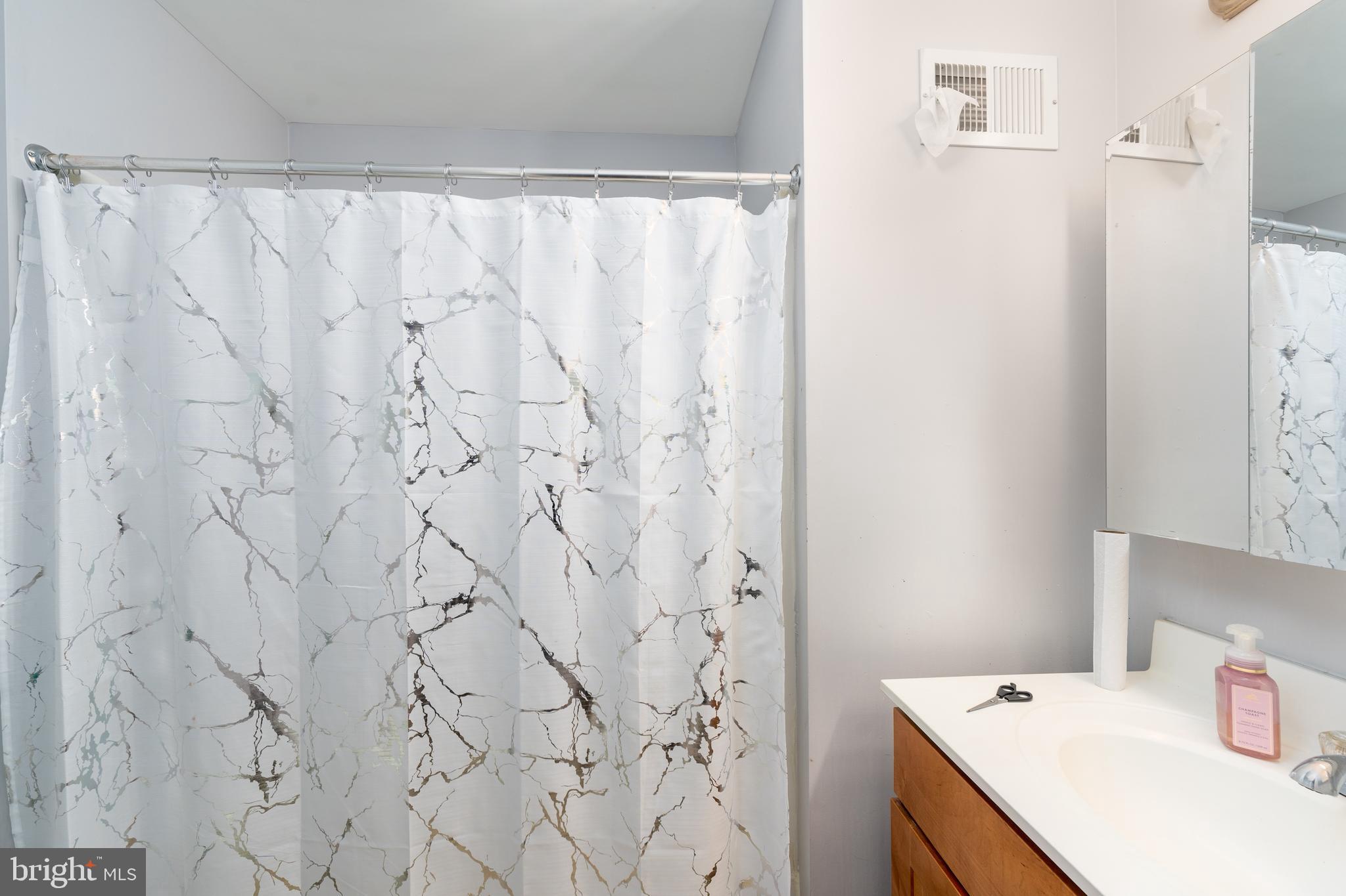 PENN NORTH - Residential